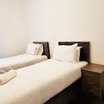 Free Parking - Cosy 2-Br Flat Near Salford Royal